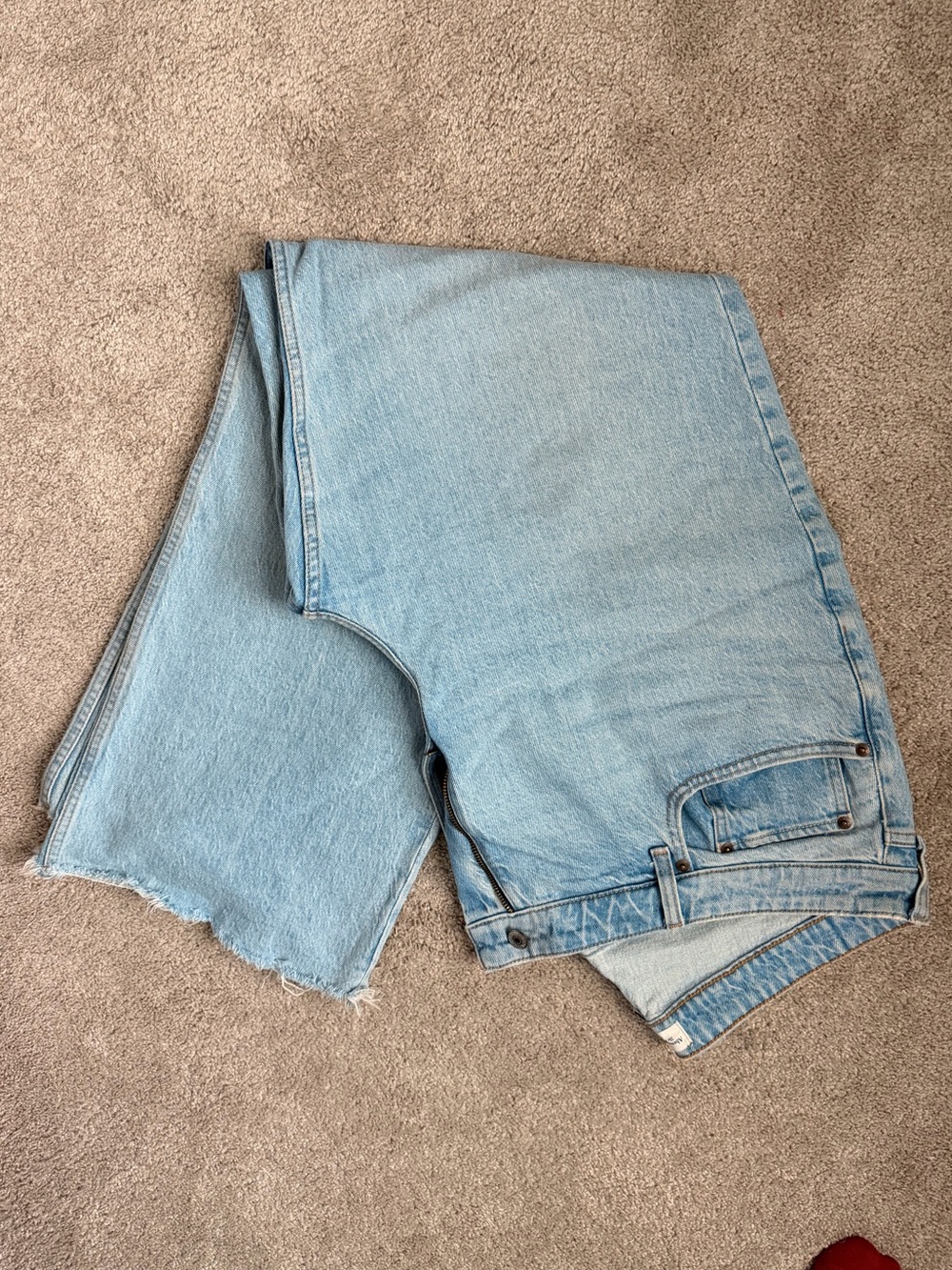 A&F Curve Love High Rise 90s Relaxed Frayed Hem Jean